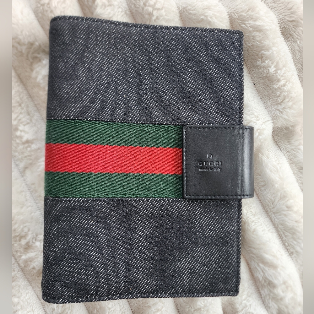 Gucci 2003 Sherry Line Agenda ORIGINAL PAPERS